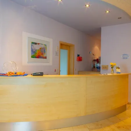 Christliche Gaestehaeuser Weinstrasse Hotel