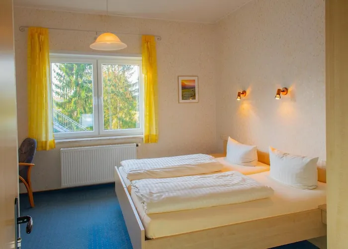 Christliche Gaestehaeuser Weinstrasse