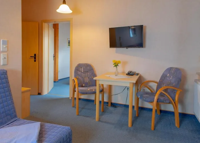 Christliche Gaestehaeuser Weinstrasse *